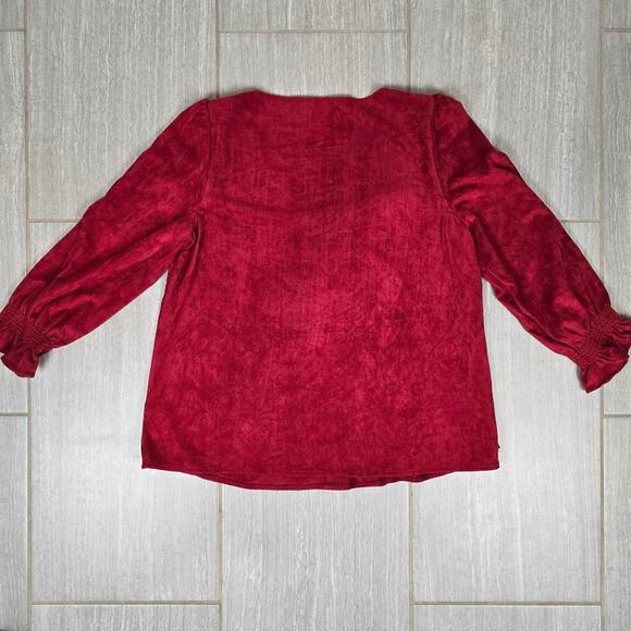 Tuckernuck Easton Faux Suede Blouse Size Medium Red V Neck Puff Sleeve - Picture 7 of 7